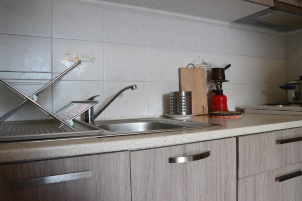 Anestis Apartment Akráta Buitenkant foto