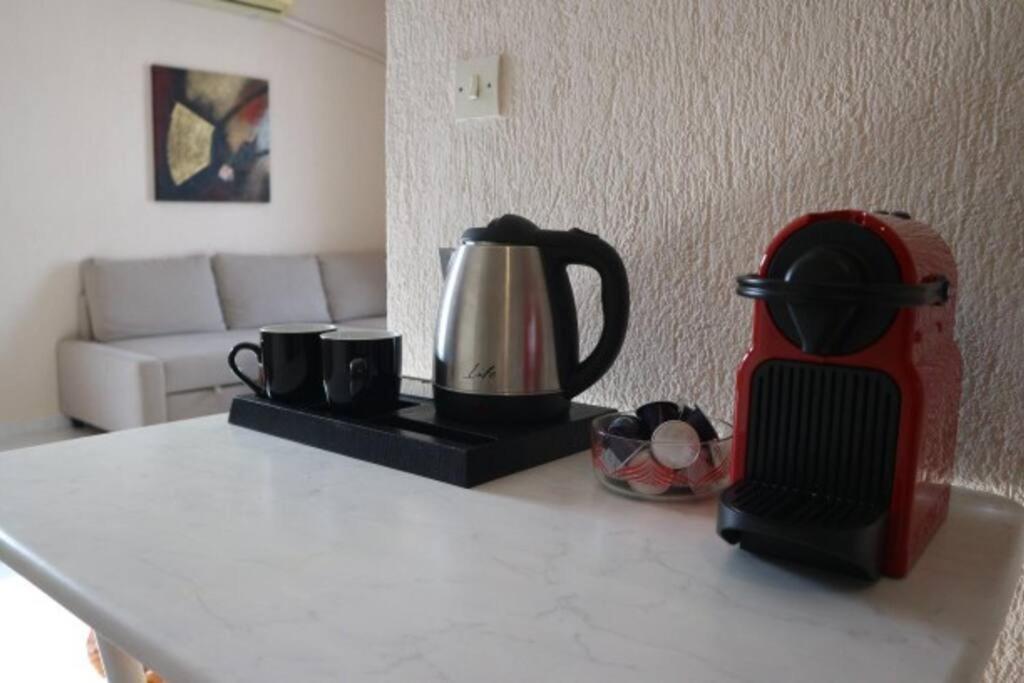 Anestis Apartment Akráta Buitenkant foto